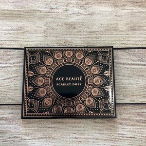 Ace beaute Scarlet Dusk Palette